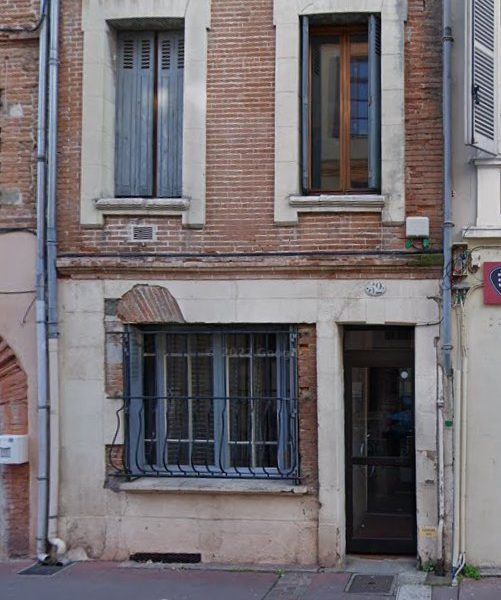 Façade immeuble Toulouse avant traitement remontées capillaires Mur-Tronic