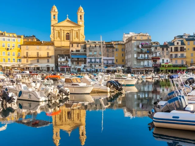 Bâti ancien - Bastia - traitement des remontées capillaires et du salpêtre Mur-Tronic