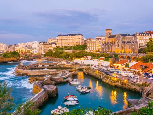 Bâti ancien - Biarritz - traitement des remontées capillaires et du salpêtre Mur-Tronic