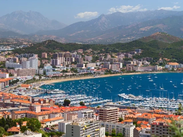 Bâti ancien - Corse-du-Sud - traitement des remontées capillaires et du salpêtre Mur-Tronic