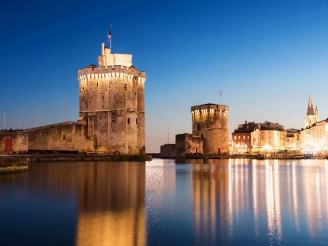 Bâti ancien - La Rochelle - traitement des remontées capillaires et du salpêtre Mur-Tronic